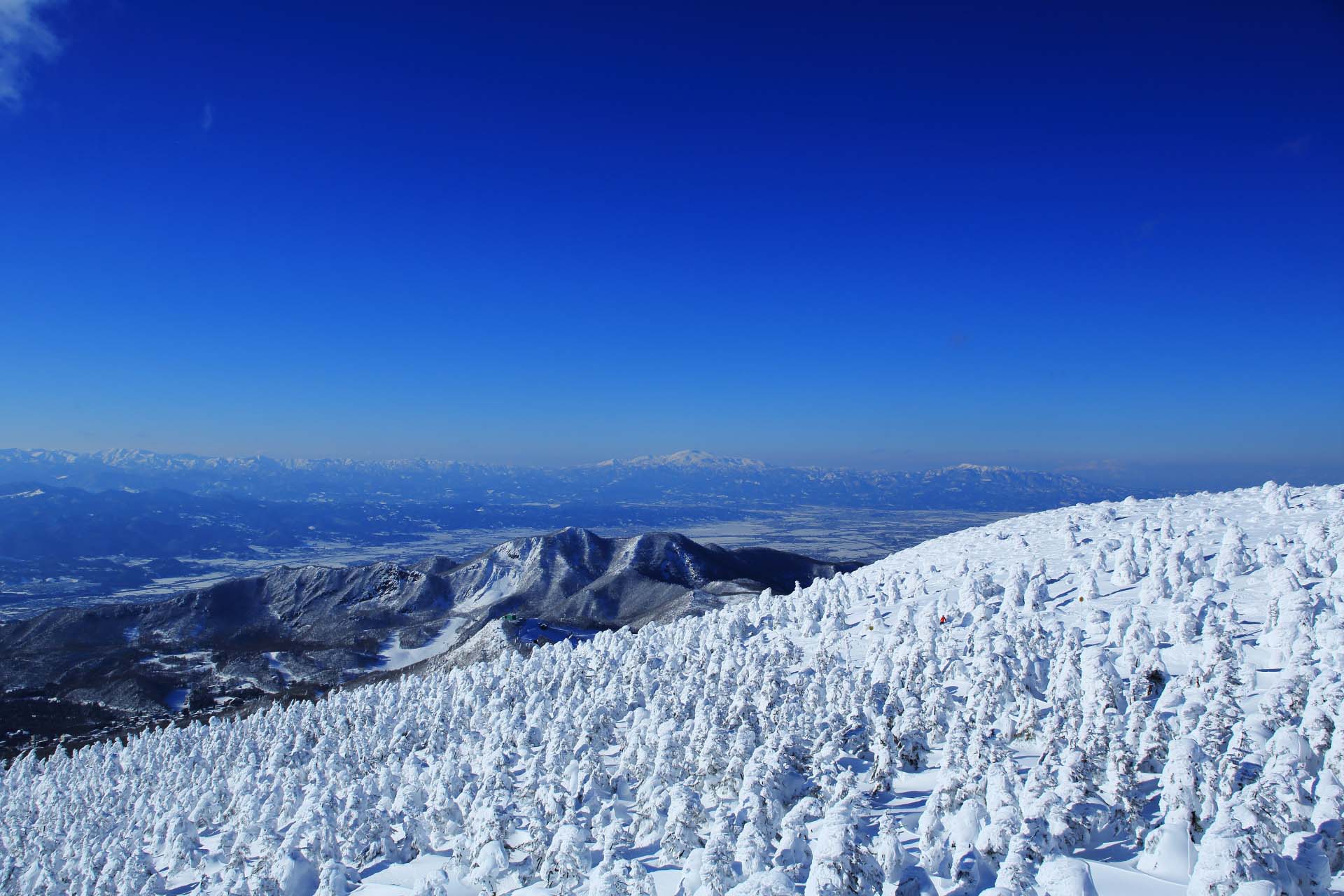 The snow-covered Okitama basin in Yamagata Prefecture, where Yonezawa Gyu is raised